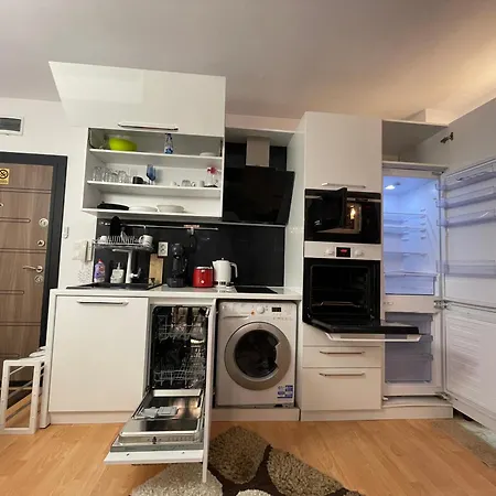 Mountain Sequoia Apartman *